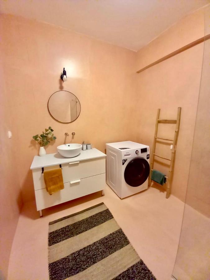 Specious Flat In Thessaloniki 아파트 호텔 외부 사진