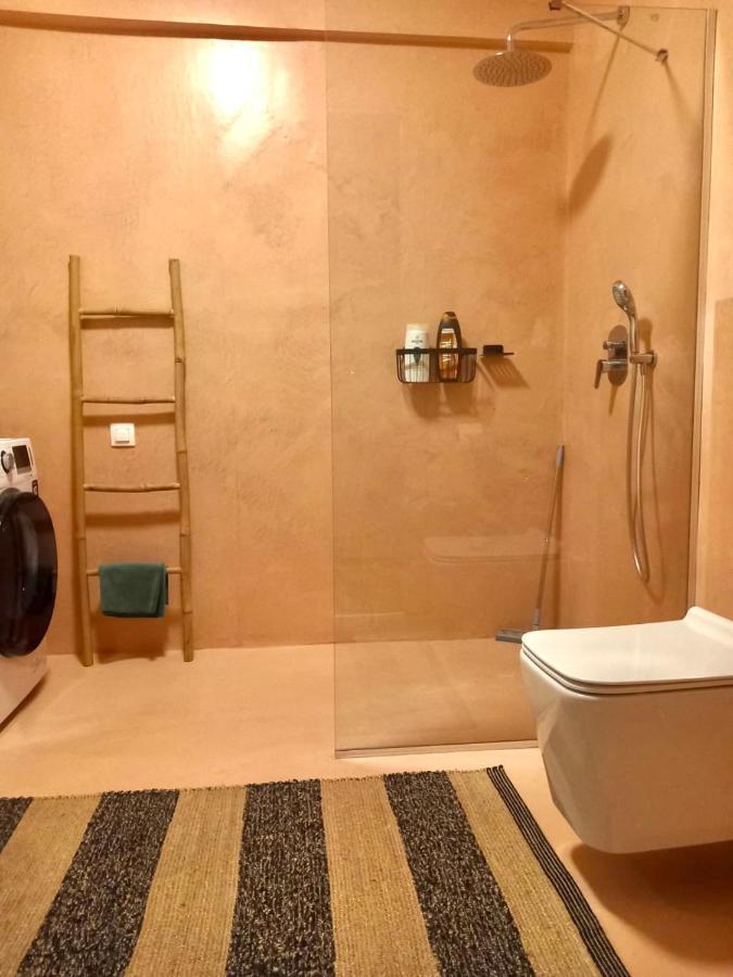 Specious Flat In Thessaloniki 아파트 호텔 외부 사진