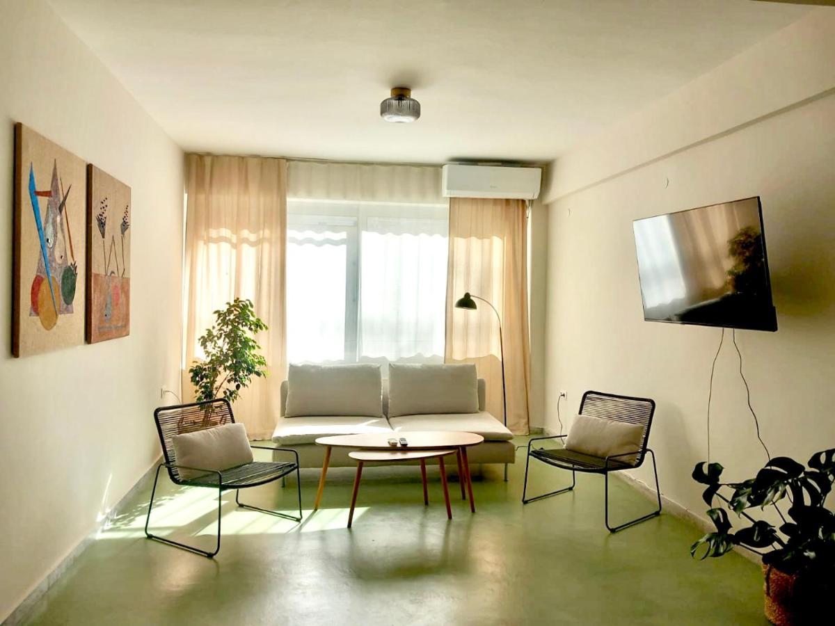 Specious Flat In Thessaloniki 아파트 호텔 외부 사진