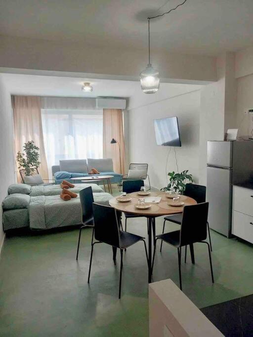 Specious Flat In Thessaloniki 아파트 호텔 외부 사진